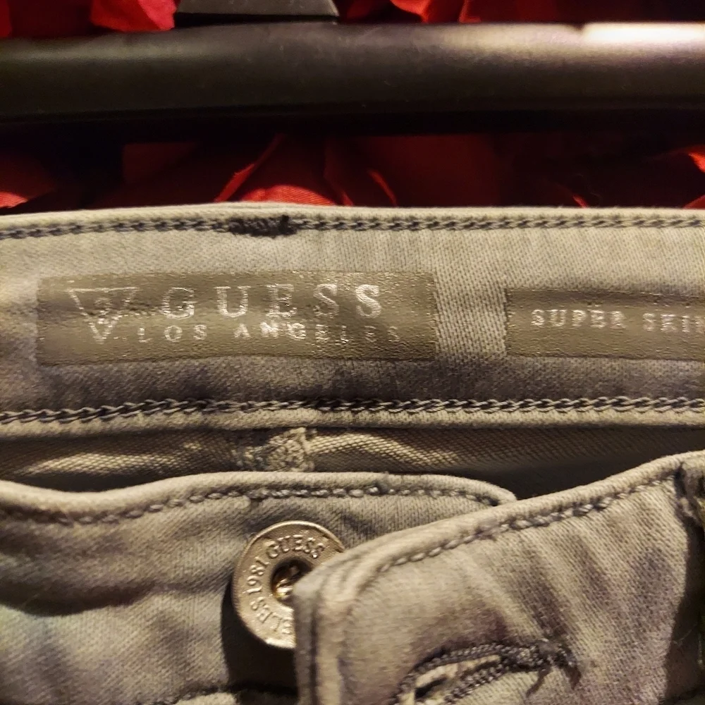 Guess NWT Girls Stretch Denim Pants Size Medium BRAND NEW